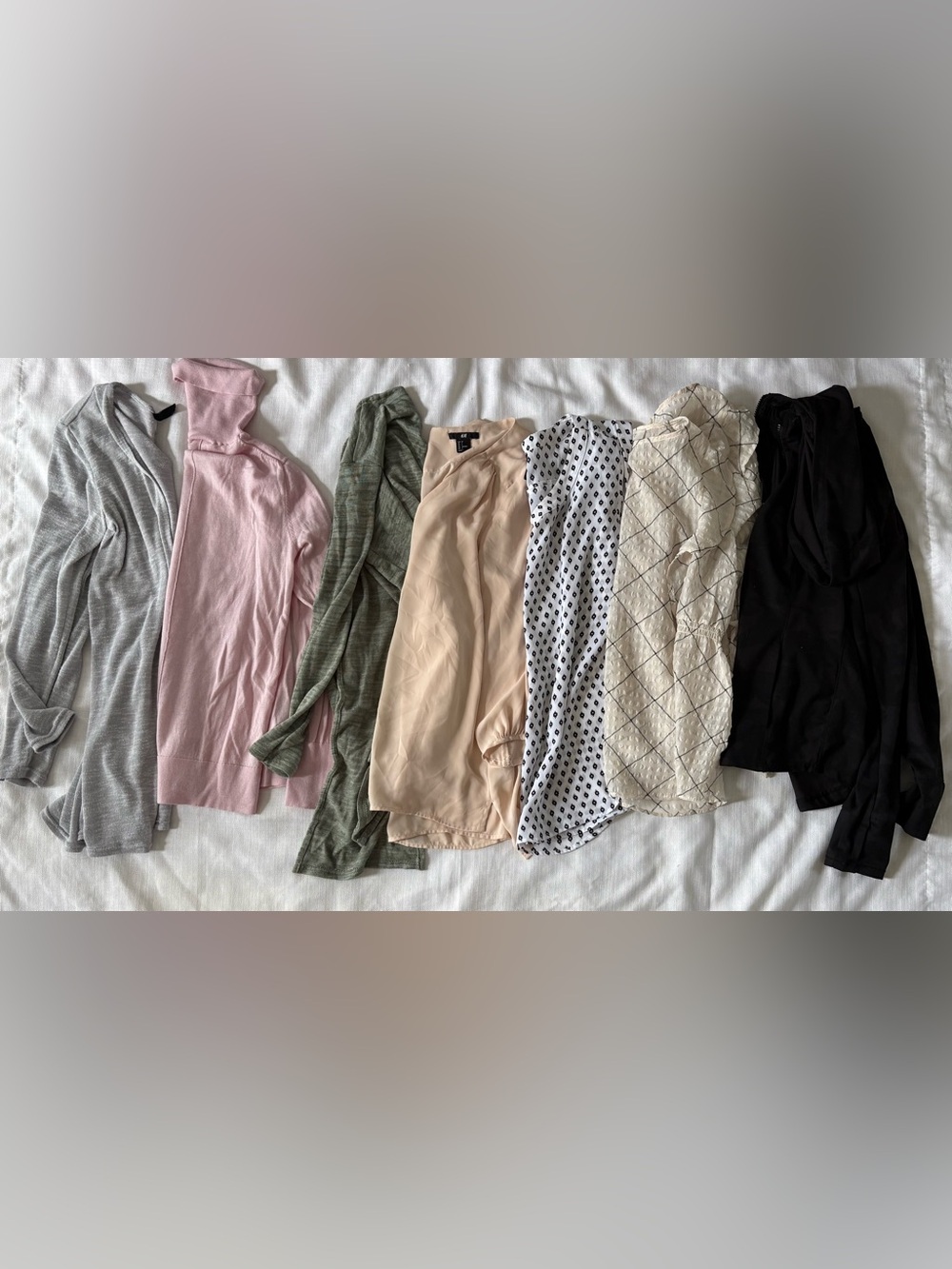 Shirt and pant lot size xs/s, jeans size 6